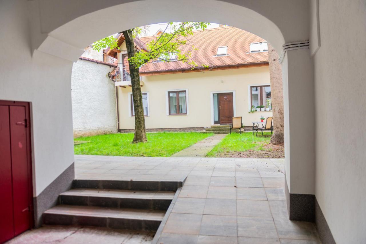 Poarta Schei 18 Apartment Brasov Exterior photo